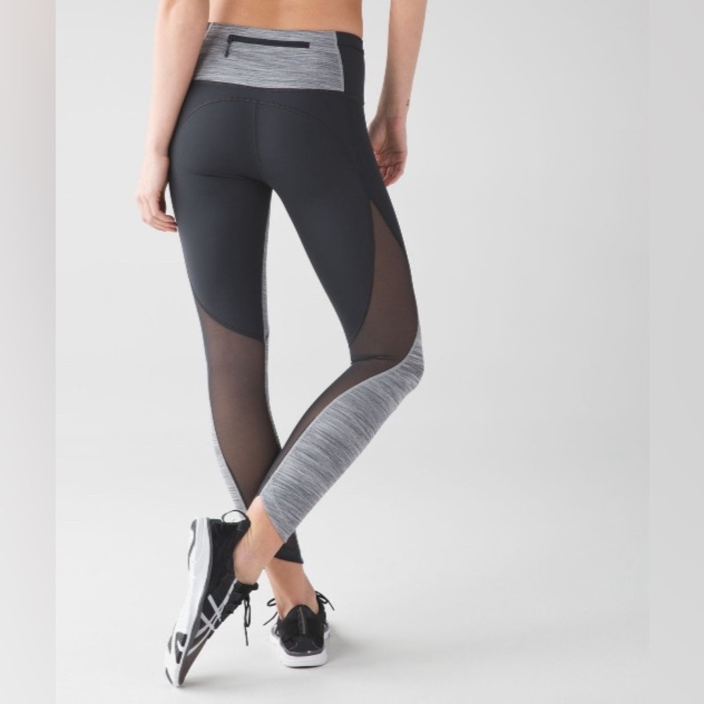 SOLD Lululemon Run With The Sun Tight
Space Dye Camo Seal Grey Deep Coal / - Picture 2 of 9